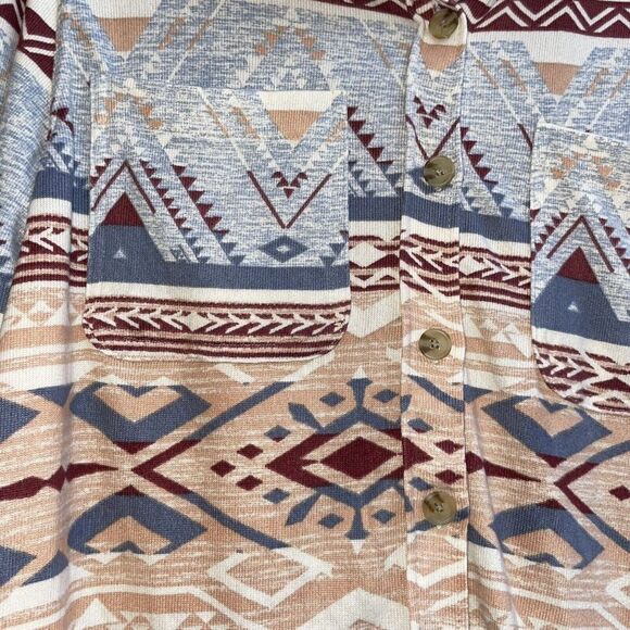 C&C California S Aztec Print Soft Button Up Casual Shirt NWT - Picture 4 of 6